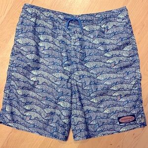 Vineyard Vines original - Boys swim trunks size 16 (large).